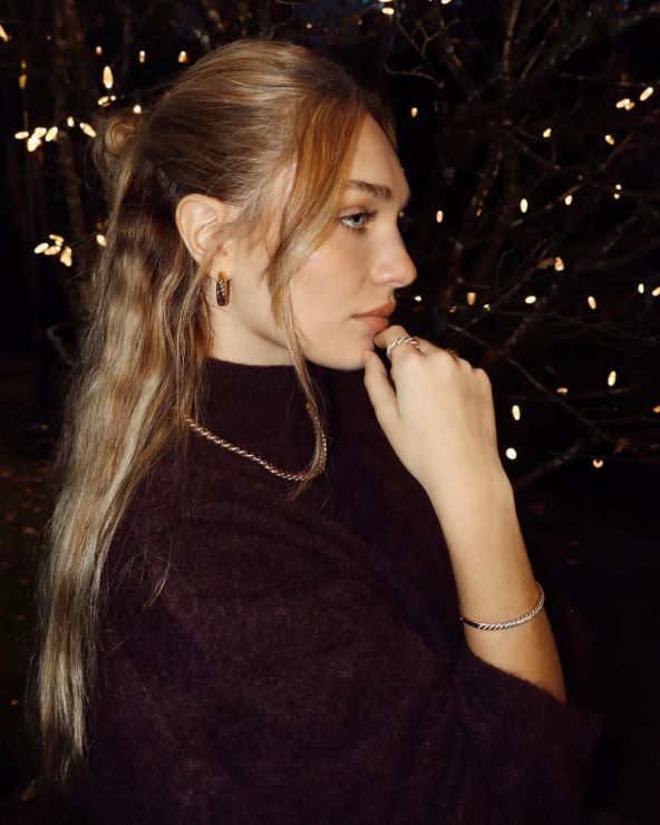 Chestnut bronde boja kose trend za 2025