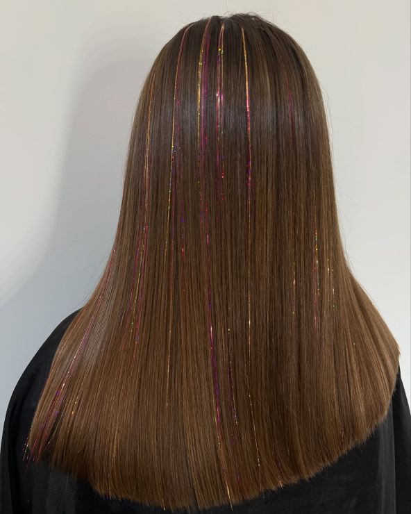 Tinsel Hair beauty trend za 2025