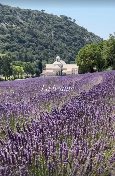 Jacquemus najavio prvu beauty kolekciju 