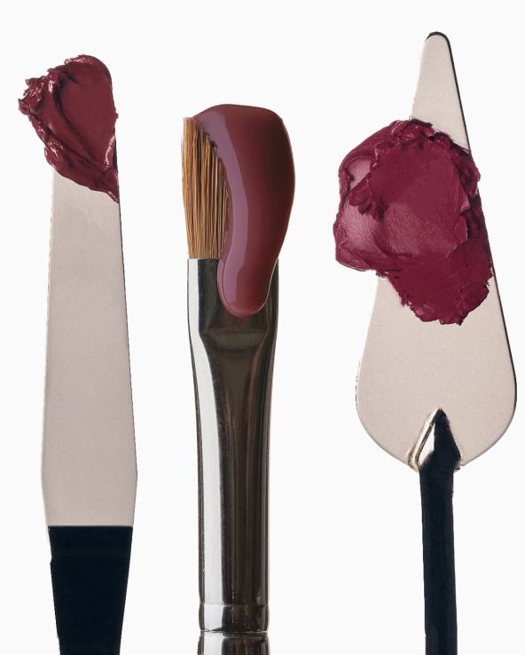 Berry Blush trend za proljeće 2025