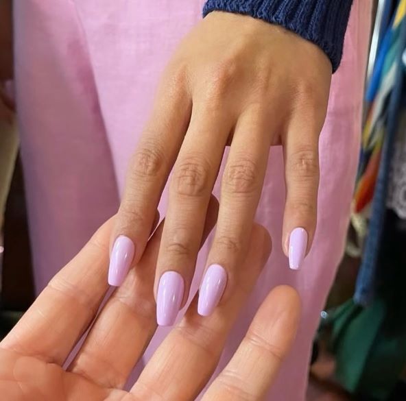 Lavender milk nokti za proljeće 2025