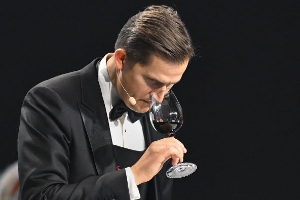 Najbolji sommelier na svijetu 2023. je Latvijac Raimonds Tomsons
