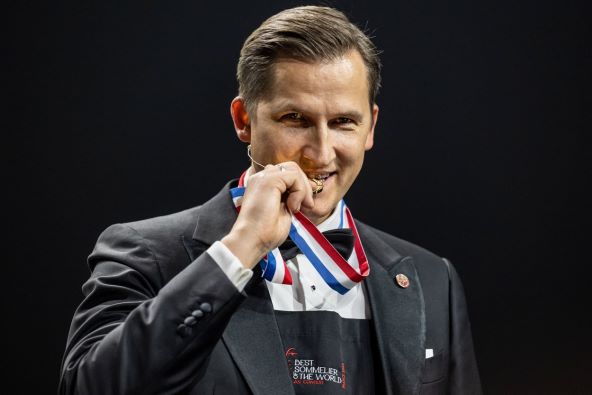 Najbolji sommelier na svijetu 2023. je Latvijac Raimonds Tomsons