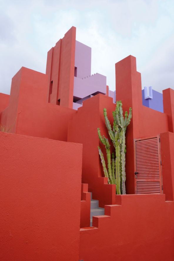 Biseri arhitekture La Muralla Roja i Walden 7 Španjolska