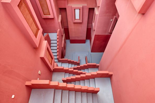 Biseri arhitekture La Muralla Roja i Walden 7 Španjolska