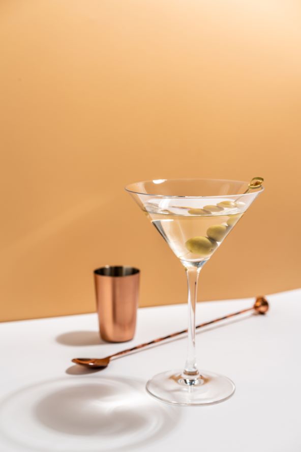 Pjevačica Dua Lipa obožava koktel Vodka Martini 