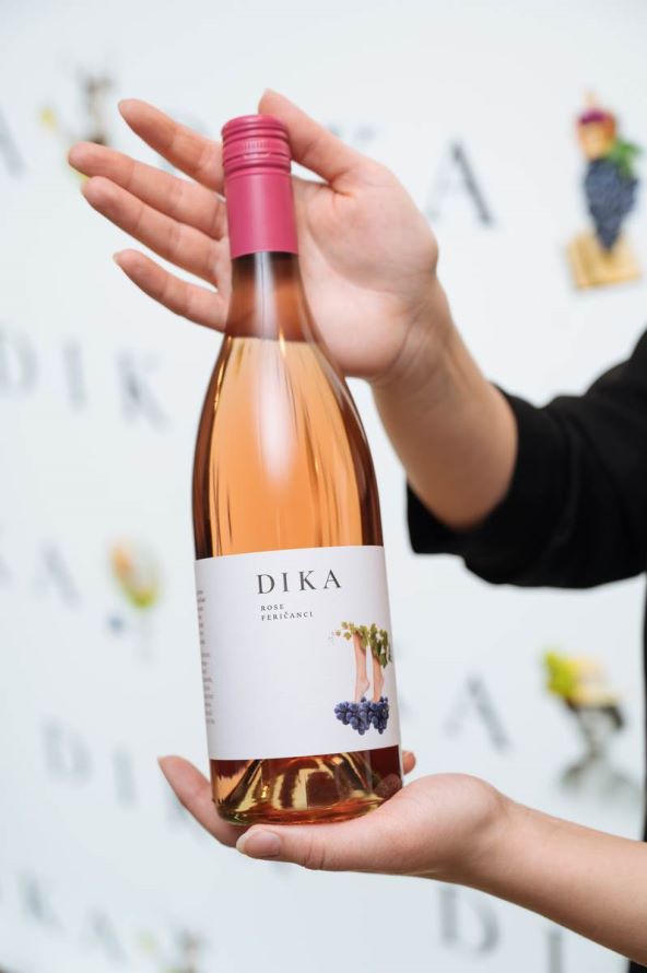 Vinarija Enosophia predstavila je liniju DIKA u novom ruhu