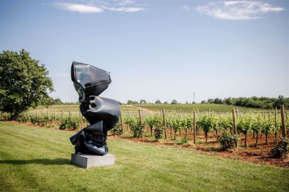 Meneghetti Wine Hotel & Winery u Istri predstavlja jedinstveni vrt skulptura