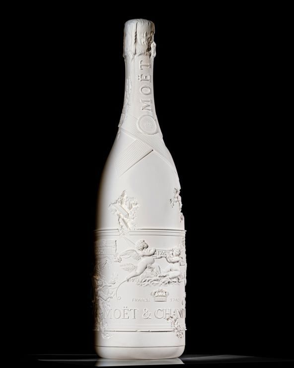 Moet Chandon predstavlja avangardni reljef