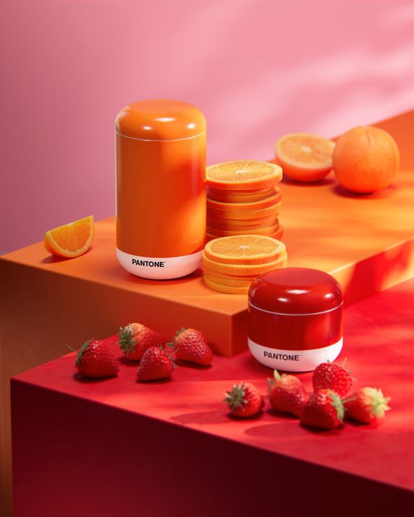Odlična nova HM Home x Pantone kolekcija tanjura, zdjela i čaša