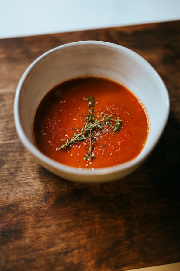 Recept za pripremu juhe od rajčice sa slanutkom