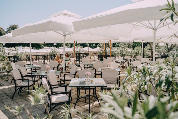 Popodnevni čaj nadahnut Orient Expressom u hotelu Esplanade