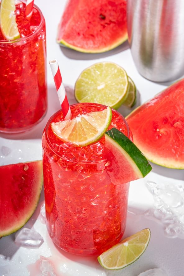 Pripremite koktel ljeta Frozen Aperol Spritz