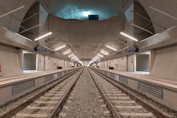 Nova metro stanica u Napulju koju je dizajnirao Anish Kapoor oduzima dah