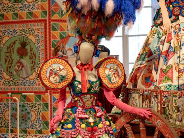 U Milanu je otvorena spektakularna izložba modne kuće Dolce Gabbana