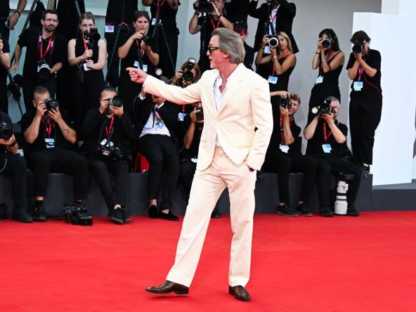 U Veneciji je održana premijera filma Queer u kojem glumi bivši James Bond
