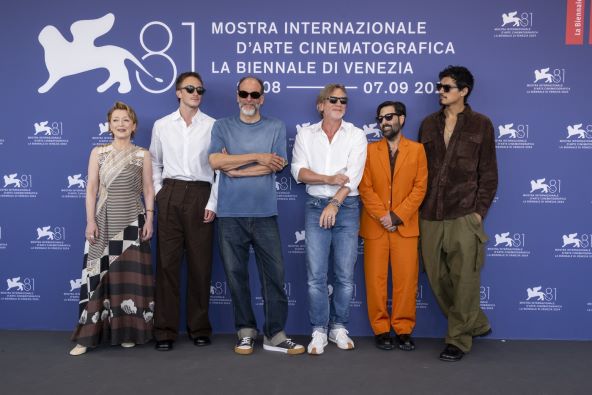 U Veneciji je održana premijera filma Queer u kojem glumi bivši James Bond