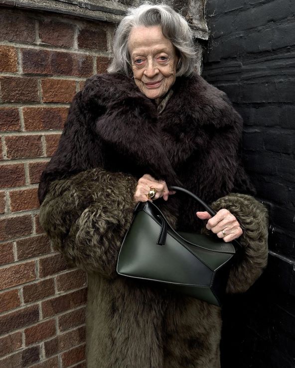 Preminula je glumica Maggie Smith slavna po ulogama u Downtown Abbeyju i Harryju Potteru
