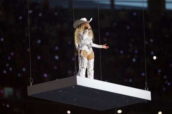 Beyonce nastupila na božićnom super bowlu