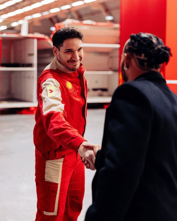 Lewis Hamilton prešao u tim Ferrari