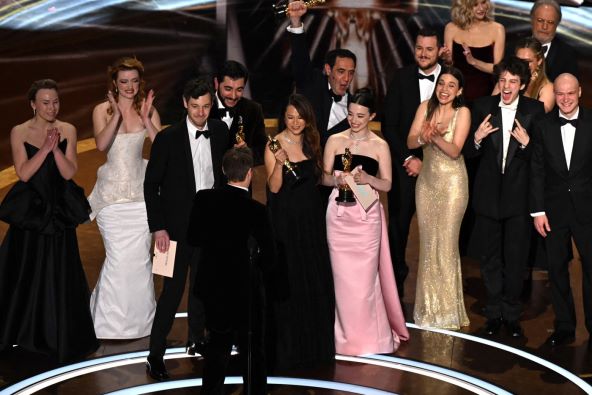 Mark Eydelshteyn iz filma Anora