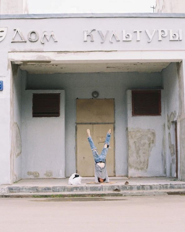 Mark Eydelshteyn iz filma Anora