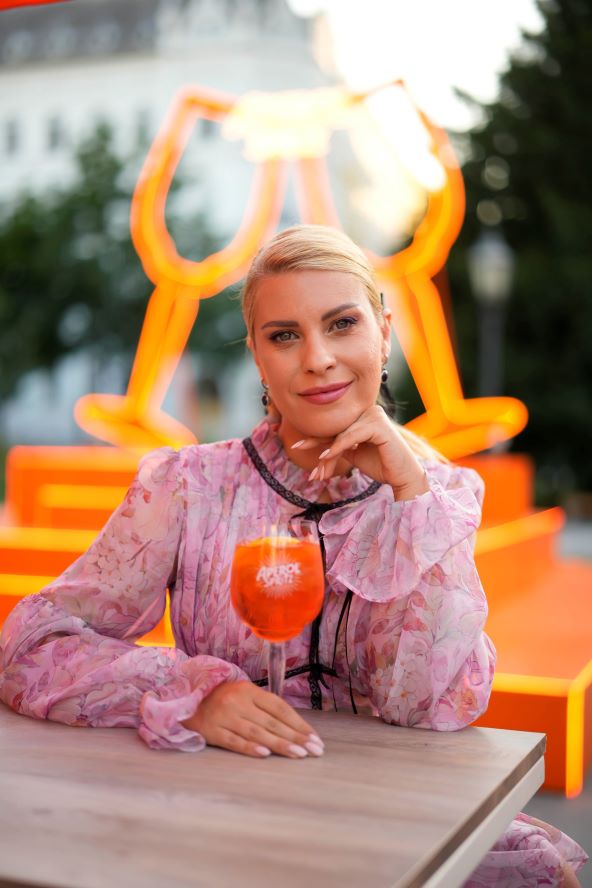 Aperol Turn On The Sunset pop up