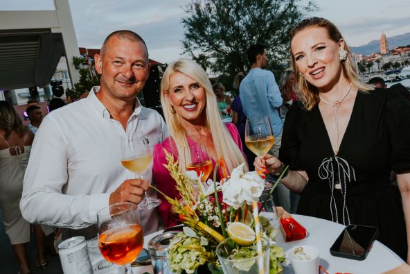 Kako nam je bilo na Story Summer Partyju 2025