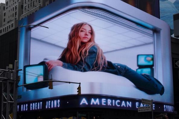 Sydney Sweeney kontroverzna reklama American Eagle, uloga u Vrag nosi Pradu 2 i novi filmovi
