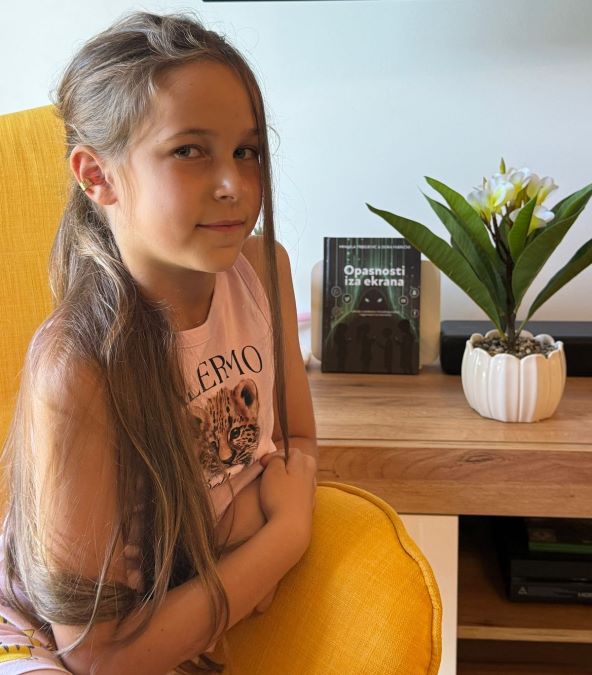 Mama Mihaela Trbojević napisala knjigu o opasnostima iza ekrana s 8-godišnjom kćeri