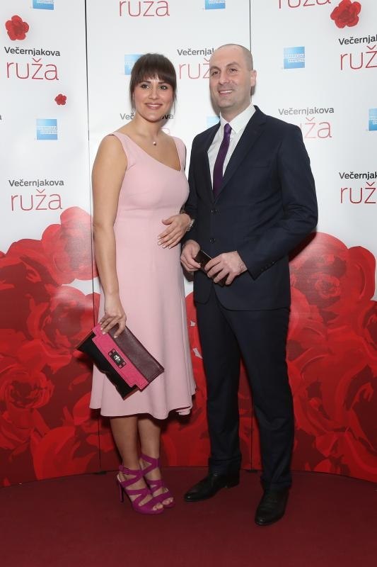 Jelena Pajić: 'Solo sam, ali rado bih se stisnula uz nekoga'