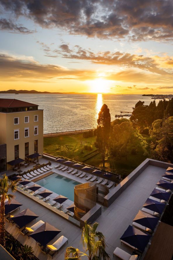 Hyatt_Regency.jpg