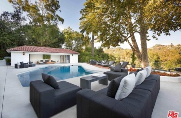 Novi dom Eve Longorije ima više kupaonica nego spavaćih soba