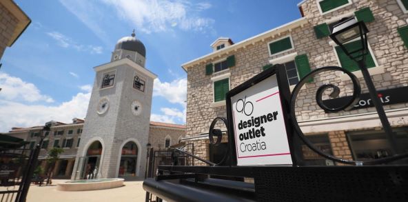 designer_outlet.jpg