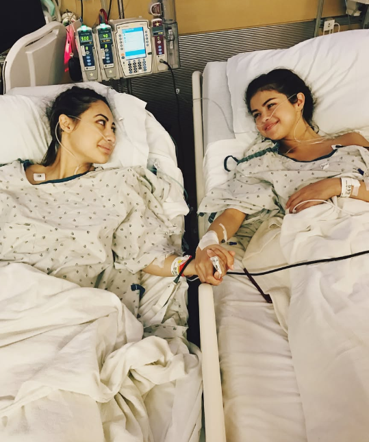Seleni Gomez je Francia Raisa donirala bubreg