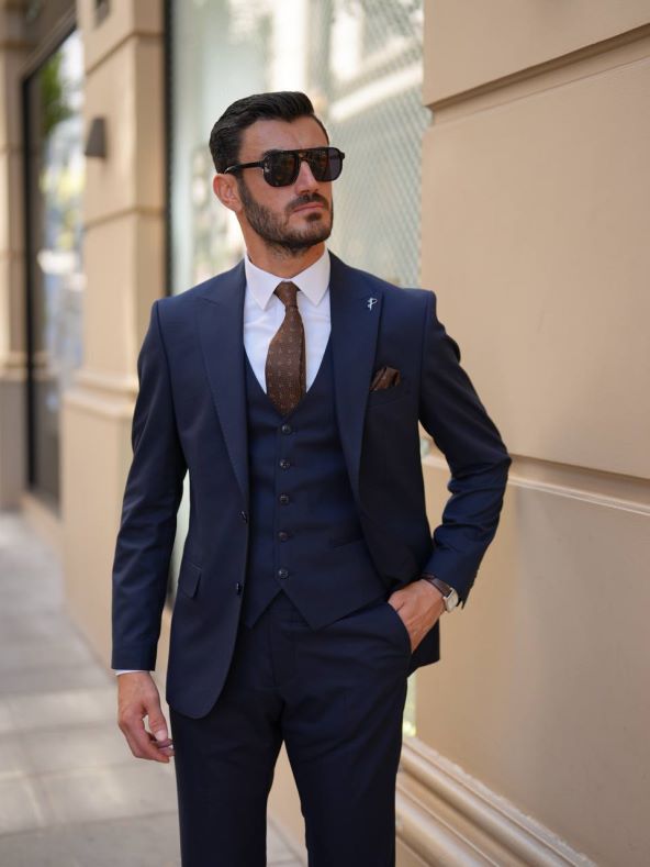 THE UOMO