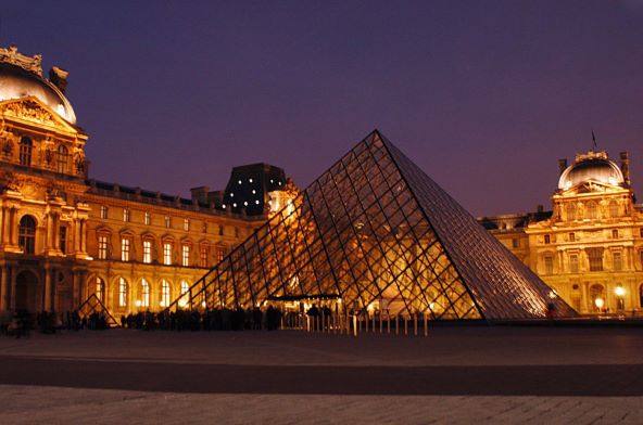 Louvre muzej