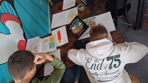 Praktikum_ učenje.jpg