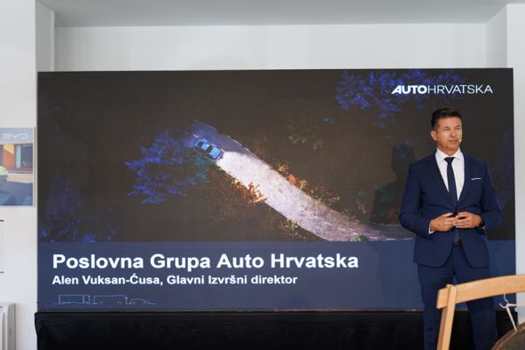 Alen Vuksan Ćusa.jpg