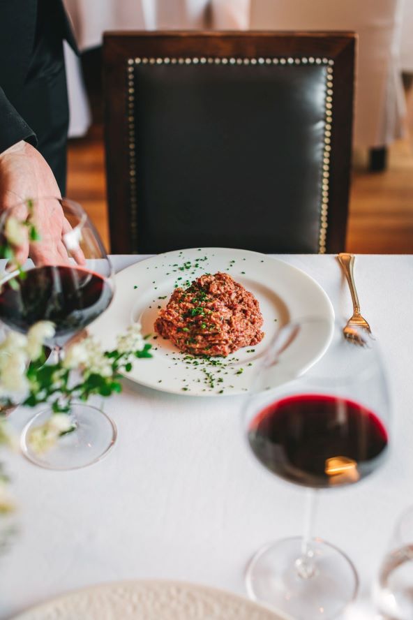 Zinfandels a la carte menu 11-25 - Lili Bašić.jpg