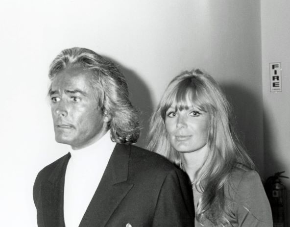 John Derek i Linda Evans