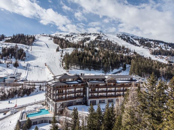 Photo 4_Hotel Cristallo.jpg