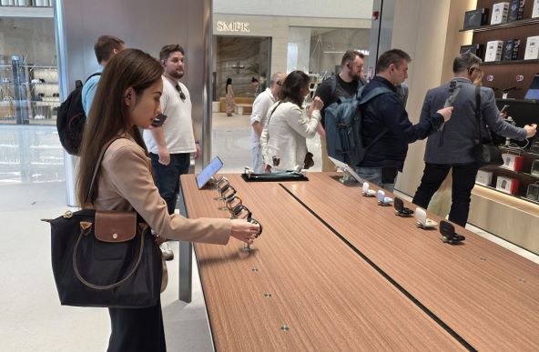 Honor Alpha Flagship Shenzhen (11).jpg