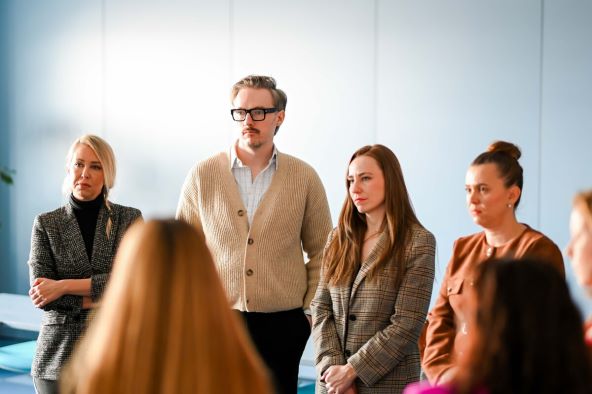 PINK Life X DM X Story_RG (24).jpg