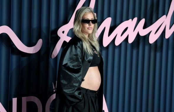 Ellie Goulding i Sienna Miller trudne i pokazale trudničke trbuhe