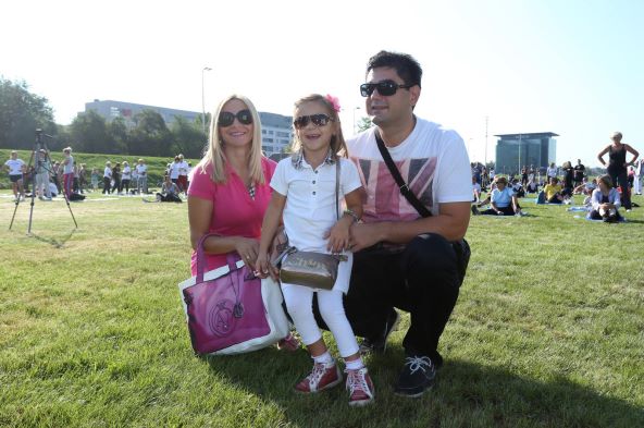 Siniša i Andrijana Kovačić s kćeri Laurom