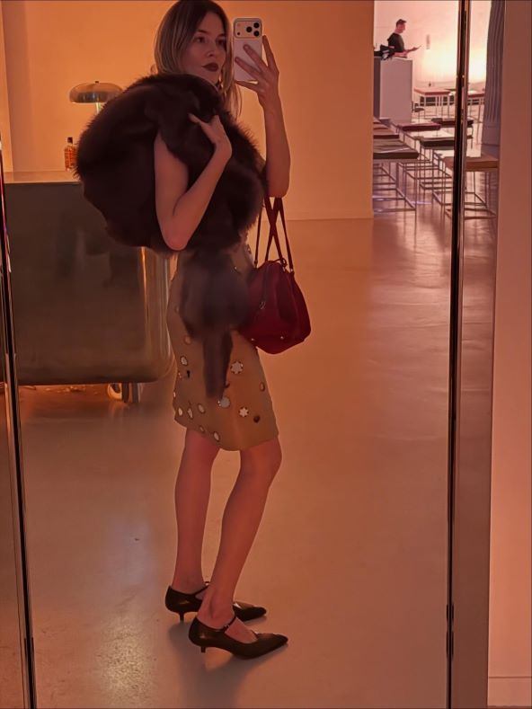 Party moda zima 2025