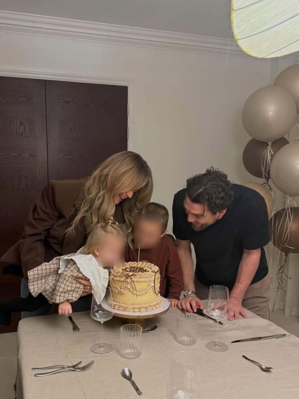 Mateo i Izabel Kovačić s djecom