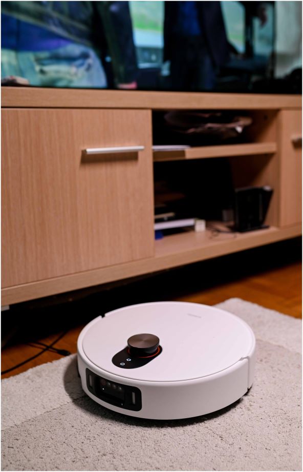 Xiaomi robotski usisavač (7).jpg