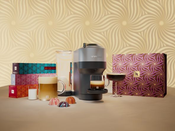 H314729_P825133_Nespresso_WW_WEB_Festive25_Organic_CELEBRATION_IMG_4x3_VL_25-26_ (1).jpg